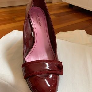 Beautiful Wine-Color Isaac Mizrahi Sturdy Heels